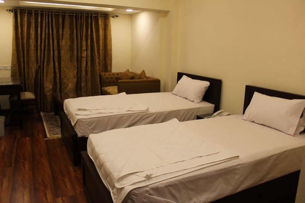 Hotel Diplomat Islamabad Eksteriør bilde