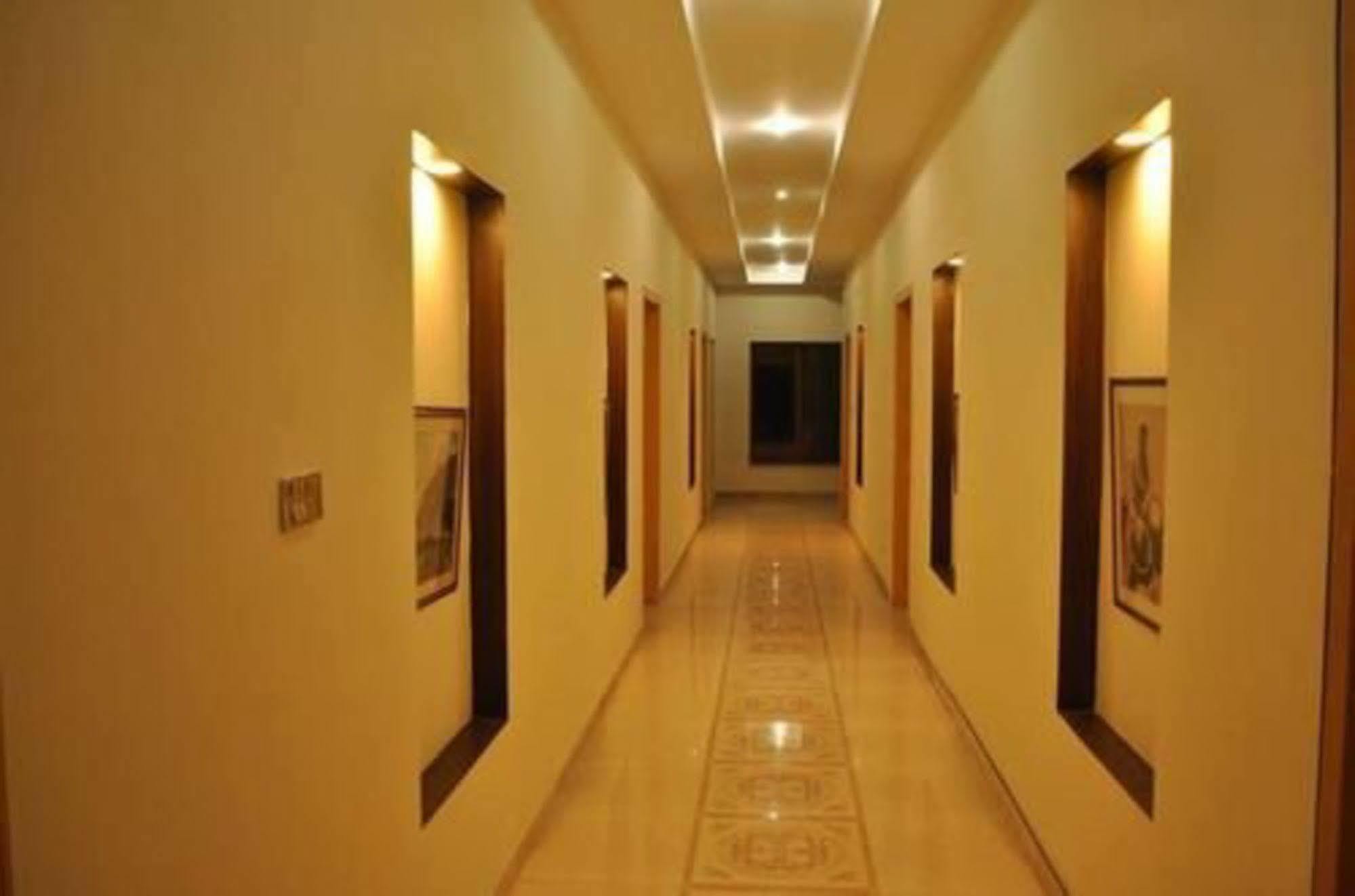 Hotel Diplomat Islamabad Eksteriør bilde